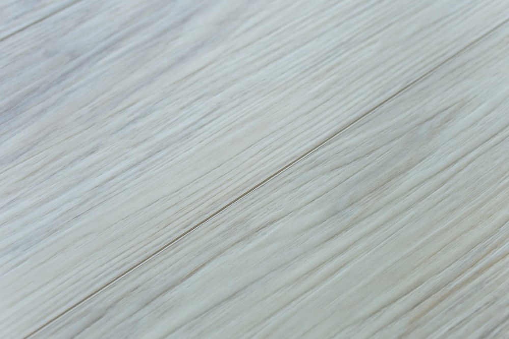 Замковая ПВХ плитка "Art Tile" Клён Жемчужный (1220*152*5 мм) — купить в Ростове-на-Дону