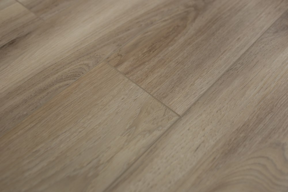 Замковая ПВХ плитка "Art Tile" Клён Фог (1220*152*5 мм) — купить в Ростове-на-Дону