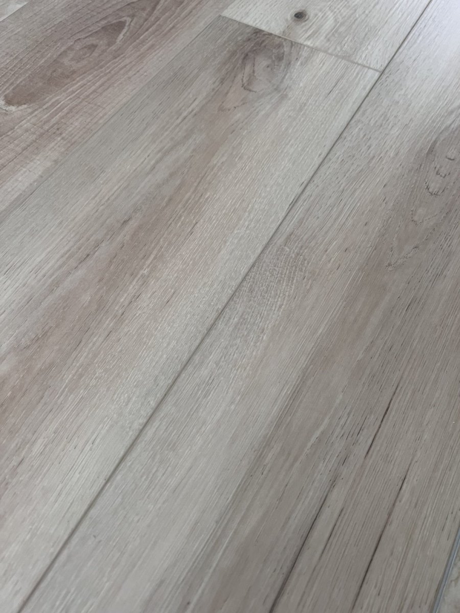 SPC ламинат "OneFloor" ЕСО 5021 (4V фаска) (1220*184*4 мм) — купить в Ростове-на-Дону