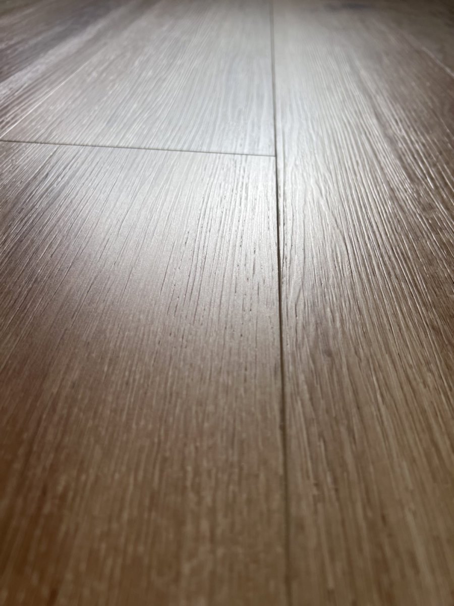 SPC ламинат "OneFloor" ЕСО 5011 (4V фаска) (1220*184*4 мм) — купить в Ростове-на-Дону