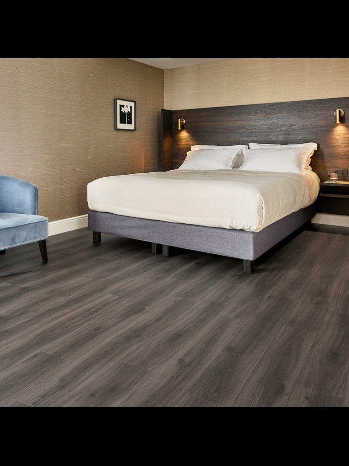 Замковая ПВХ плитка Tradition Oak 890 (1251*189*5 мм) — купить в Ростове-на-Дону