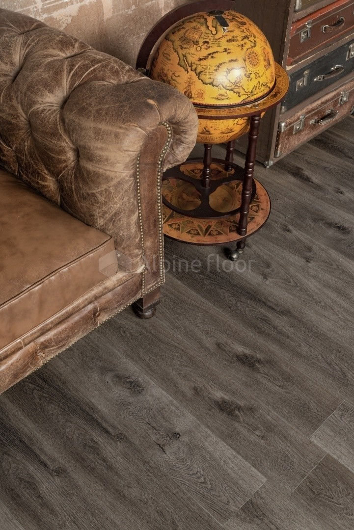 Замковая ПВХ плитка "Alpine Floor" Дуб торфяной  (1524*180*8мм) — купить в Ростове-на-Дону