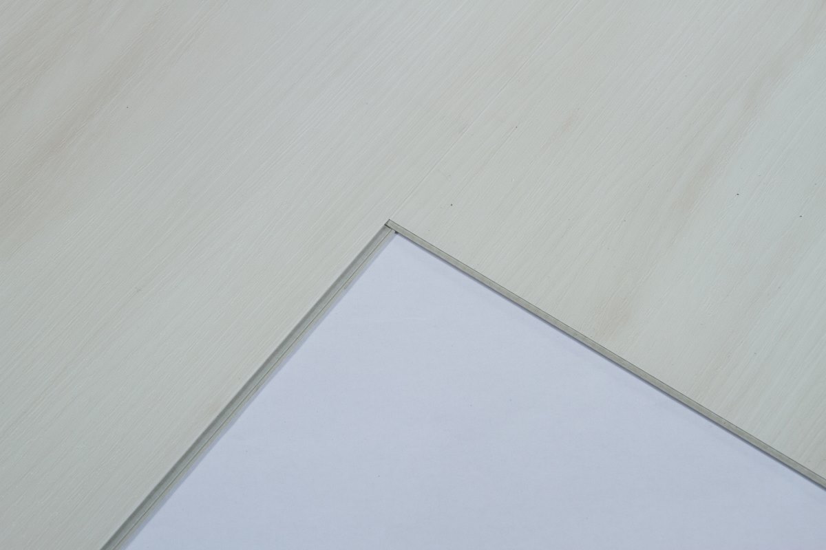 SPC ламинат "OneFloor" ЕСО 8055 (1220*184*4 мм) — купить в Ростове-на-Дону