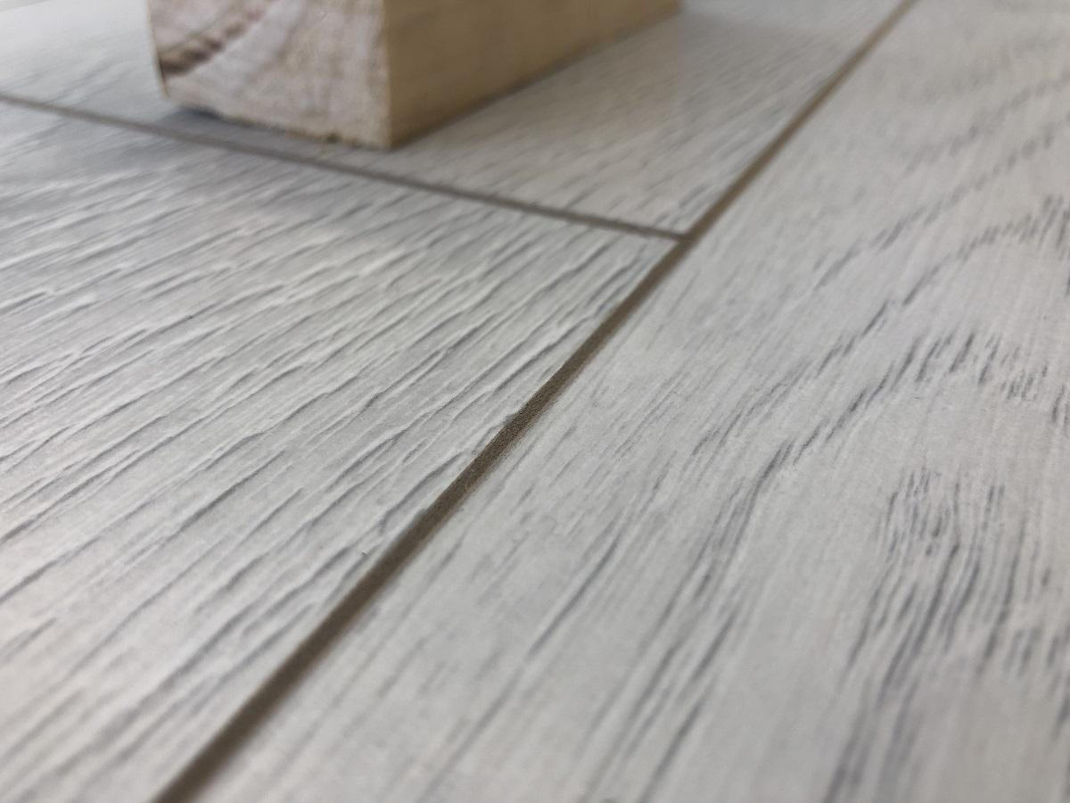 Ламинат "SunFloor" 8/32 4V Вяз Бейкер 36 (1380*193*8 мм) — купить в Ростове-на-Дону