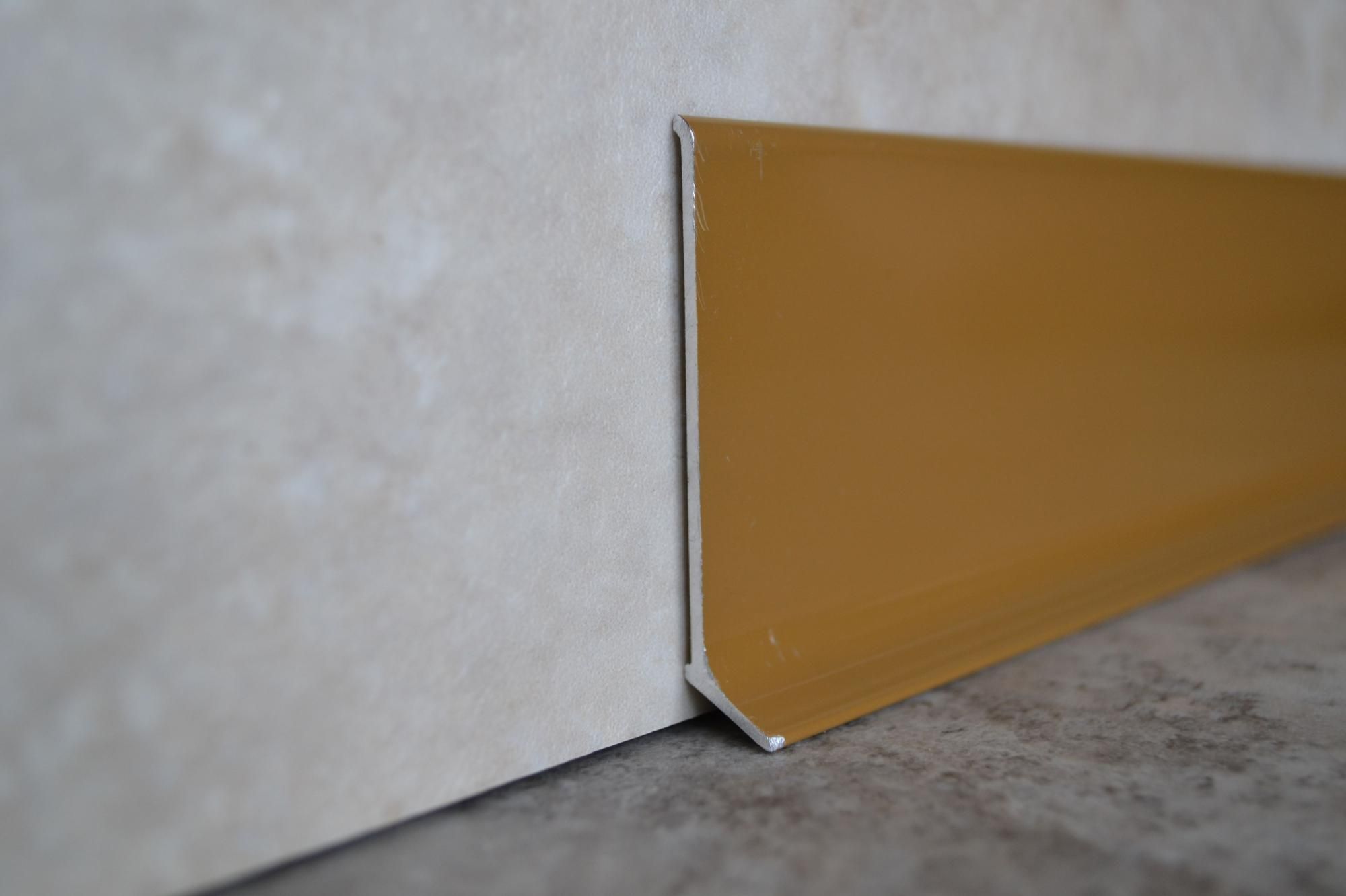 L образный плинтус для пола