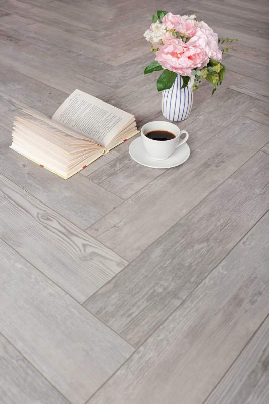 Замковая ПВХ плитка "Aberhof" Carmelita 1687 (615*123*5 мм) — купить в Ростове-на-Дону